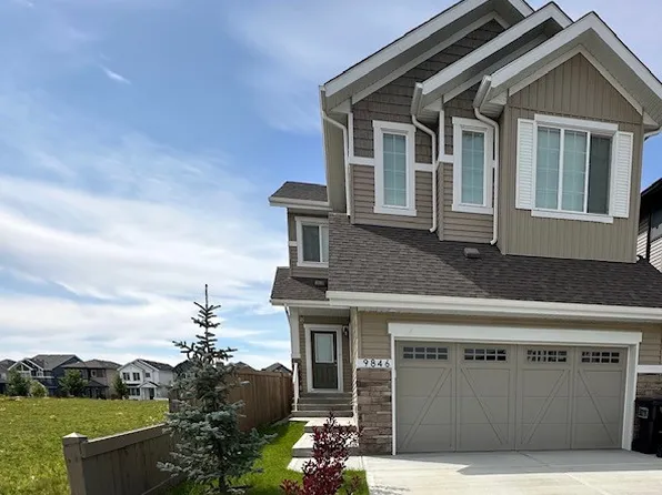 9846 225a St NW, Edmonton, AB