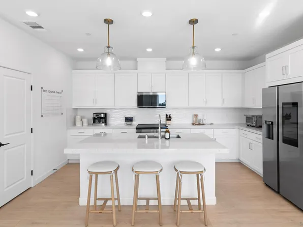 12092 Riley Ln, San Diego, CA 92128