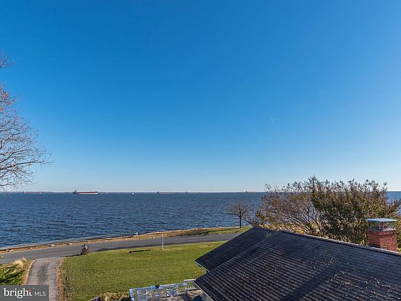 3rd image of 119 Bay Dr