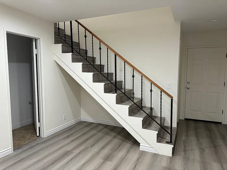 7893 Cerritos Ave — Photo 8