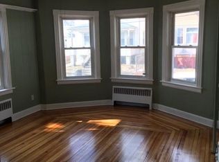 67 Hall St, Providence, RI 02904