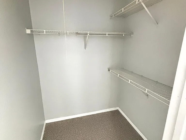 1610 Columbia Arms Cir #231 — Photo 11