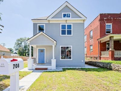 708 N 10th St, Saint Joseph, MO, 64501