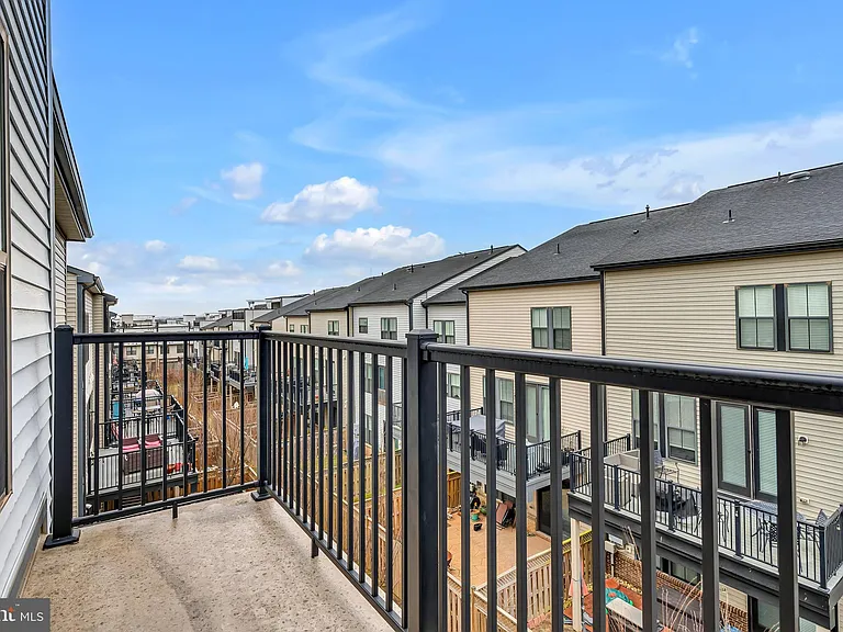 42281 Belgrave Gardens Ter — Photo 39