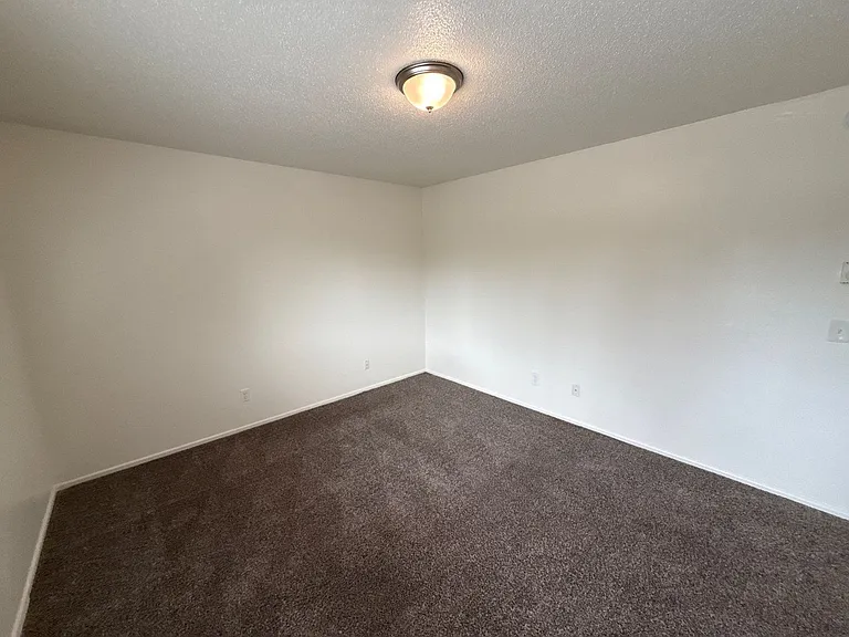 3930 Iberis St NE — Photo 9