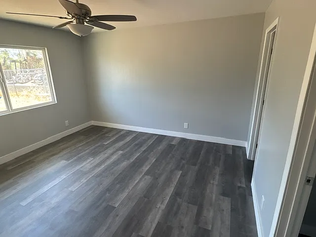 8545 Amador Ave — Photo 10