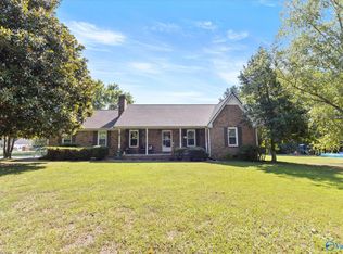 19130 E Limestone Rd, Athens, AL 35613