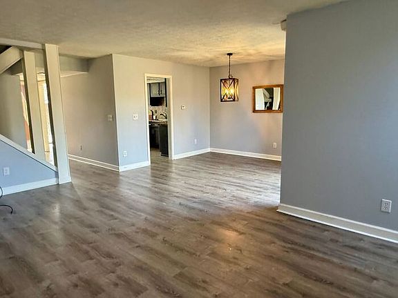 4th image of 4994 Wintersong Ln