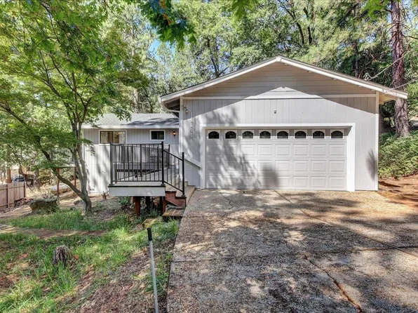 11144 Edward Dr, Grass Valley, CA 95949