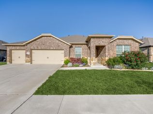 3905 Forest Bend Rd, Denton, TX 76208
