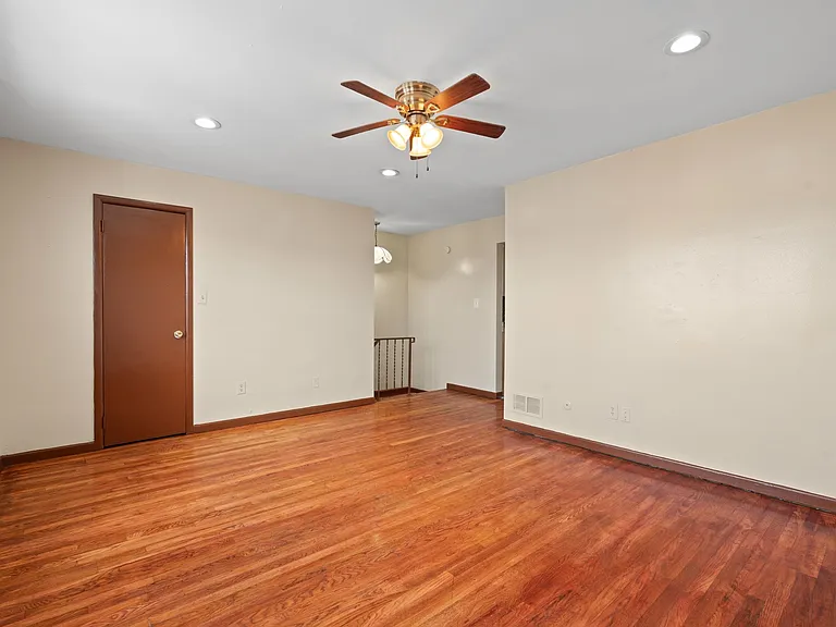 387 Cator Ave #2 — Photo 4