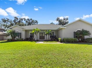 2815 Chatsworth Ln, Lakeland, FL 33812
