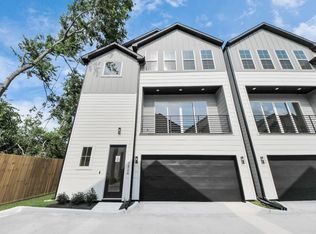 2424 Harrington St, Houston, TX 77026