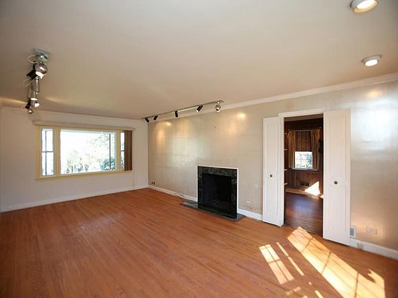 Lovely Cul-de-sac Living