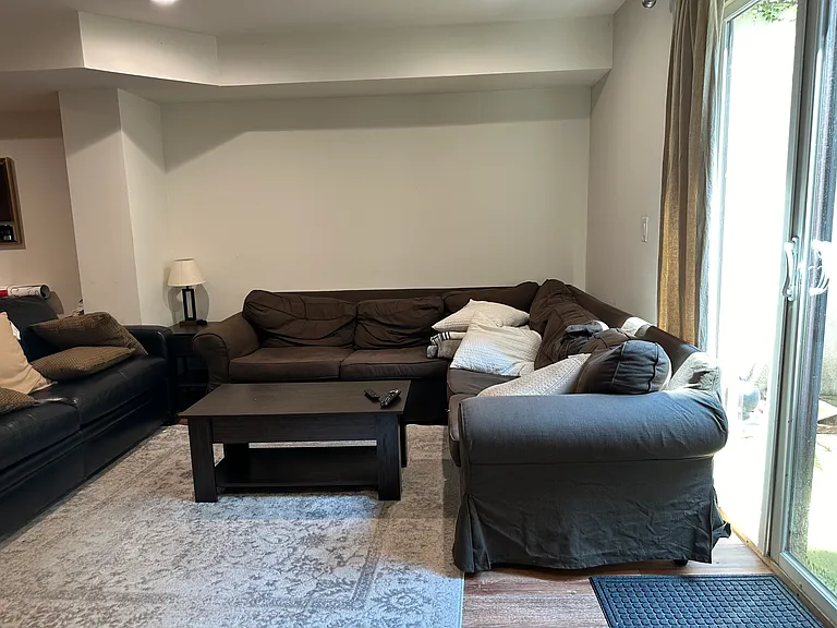 619 Bloomfield St #1 — Photo 37