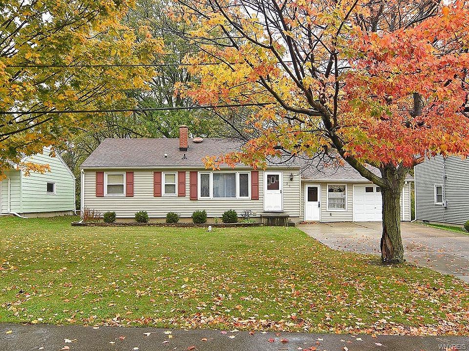 1st image of 20 Shirley Dr