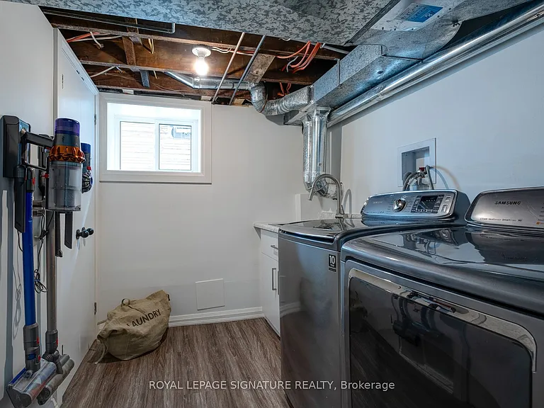 77 Runnymede Rd — Photo 30