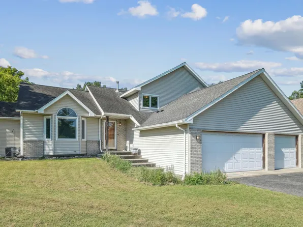 12155 Princeton Ave, Eden Prairie, MN 55347