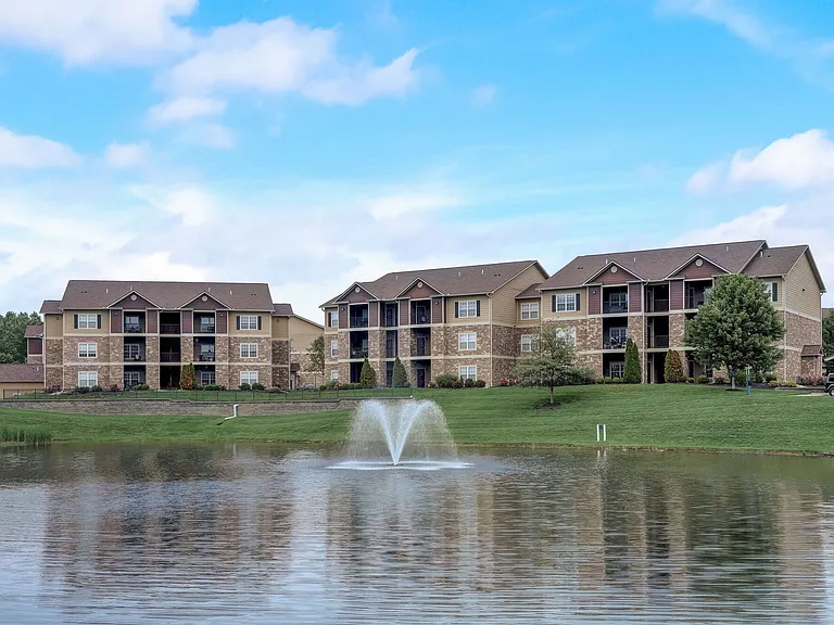 Heights at Delaware Ridge — Photo 14