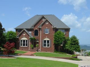 436 Ridgefield Cir, Guntersville, AL 35976