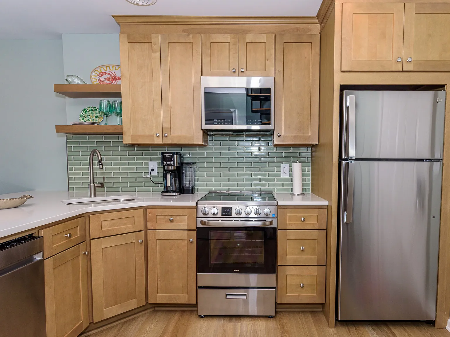 1 bed, 678 sqft, $1,200 — Photo 3