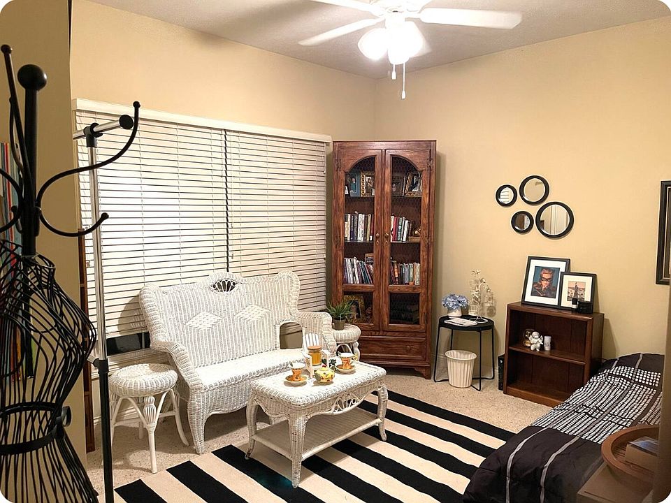 1st image of 2651 S Sunflower Dr #1