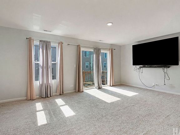 5th image of 2368 Alison Ave