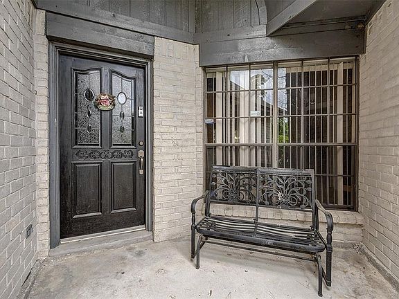 The Front Door.. Welcome Home!!