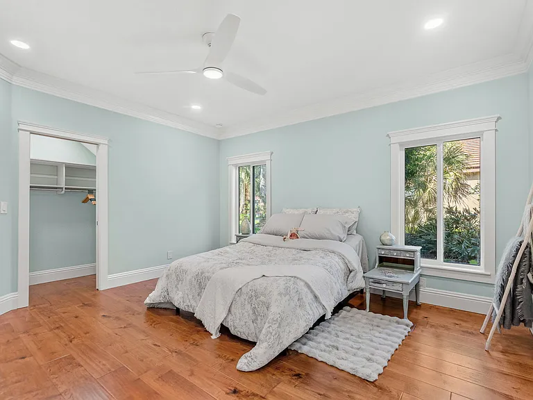 143 Caledonia Dr — Photo 51