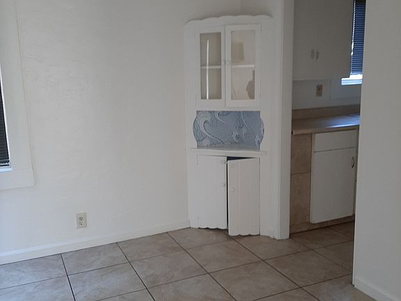 4th image of 473 E Ellis St