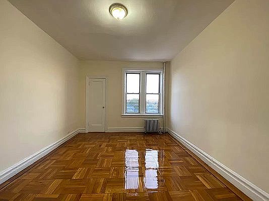5th image of 84-06 109th St #7E