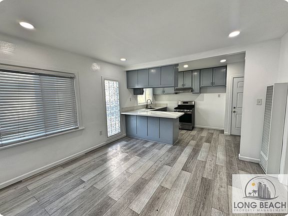 5th image of 833 E 1st St #1