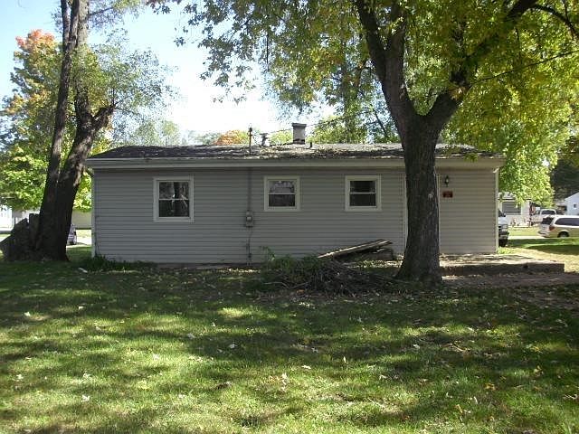 2nd image of 7602 Scott Ln