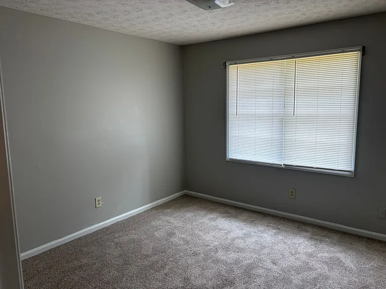 6270 Stoneway Dr — Photo 6