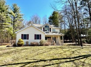 5870 Neola Rd, Stroudsburg, PA 18360