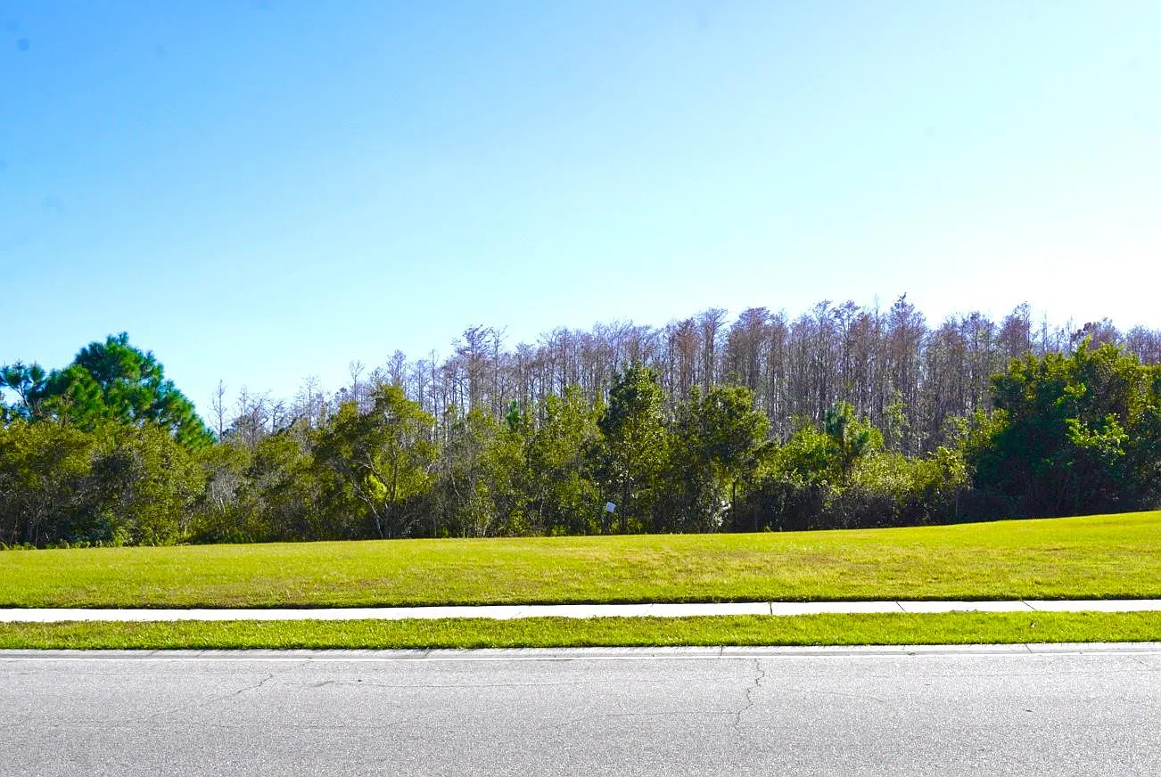 4 bed, 2283 sqft, $3,300 — Photo 3