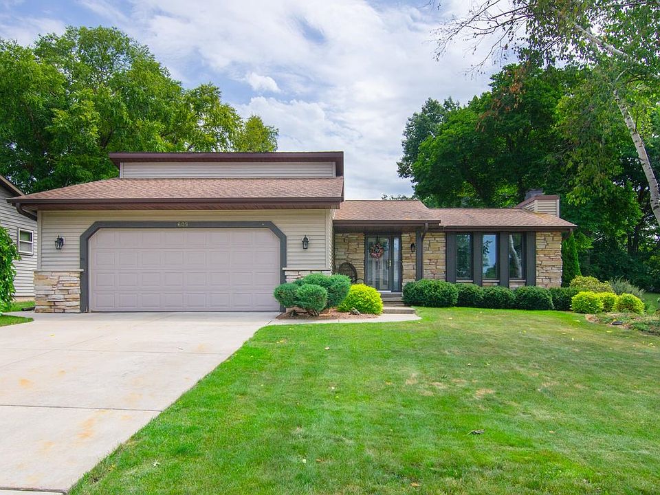 1st image of 605 Tyrolian Dr