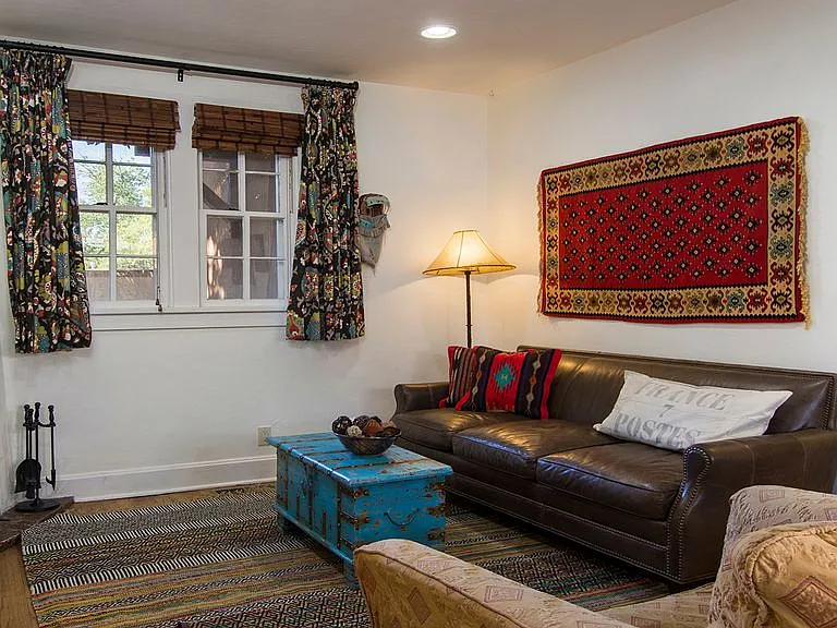 614 E Palace Ave — Photo 24