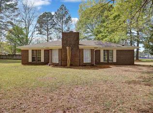 459 1st St, Flora, MS 39071