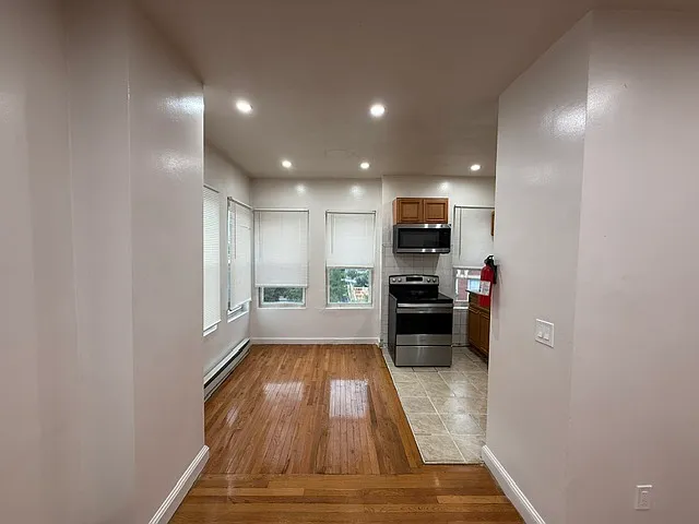 1 Kenilworth St #6 — Photo 4