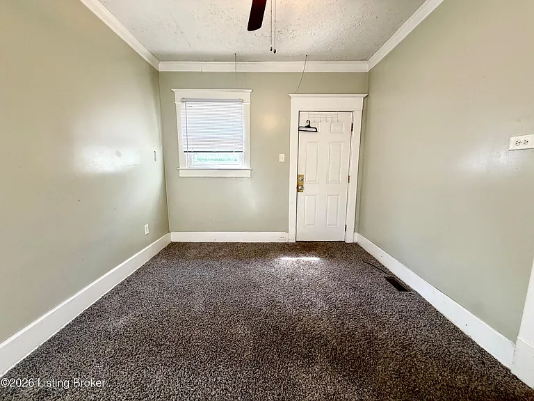 1768 W Hill St — Photo 4