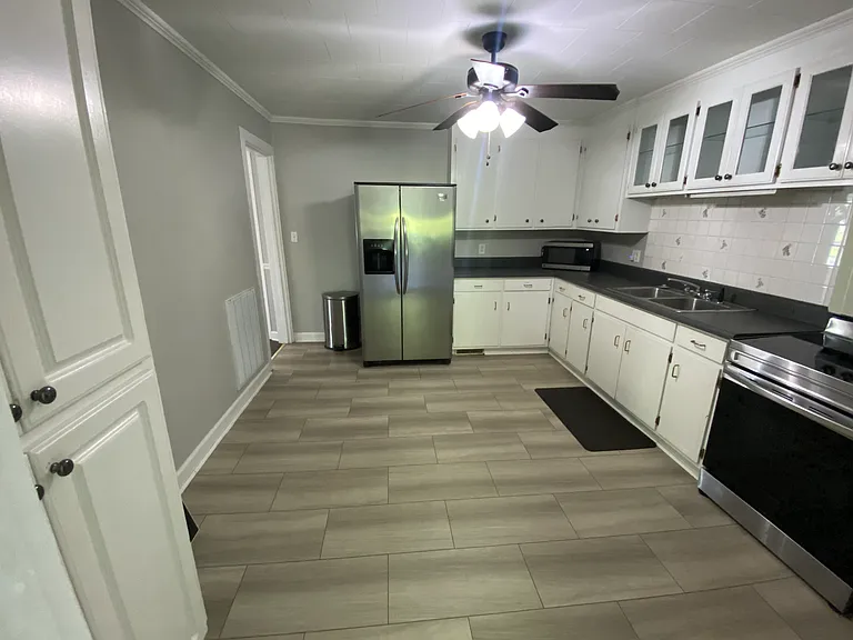 721 S Line Street Ext — Photo 12