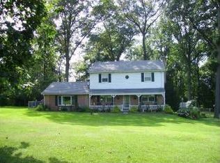261 Poplar Rd, Fleetwood, PA 19522