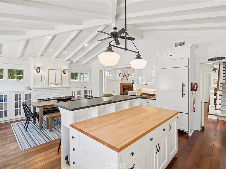 2035 Miramar Dr — Photo 13