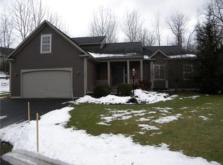 3162 Captiva Ct, Baldwinsville, NY 13027