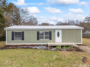 198 Yancey Rd, Arnoldsville, GA 30619