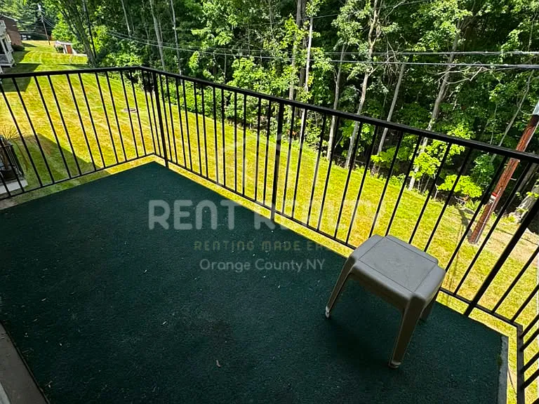 Barnett Dr — Photo 14
