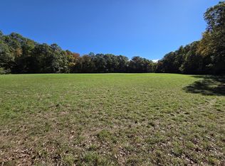 2 Lawrence Rd, Boxford, MA 01921