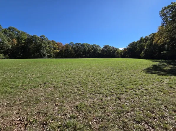 2 Lawrence Rd, Boxford, MA 01921