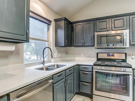 2nd image of 3205 Herring Ct